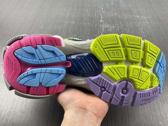 SNEAKER RUNNER 27