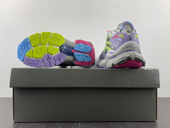SNEAKER RUNNER 27