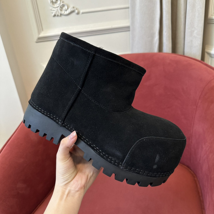 BALENCIAGA BOOT -11