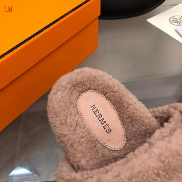 Hermes Sandal 29