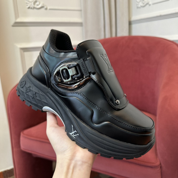 LV snekaers 116
