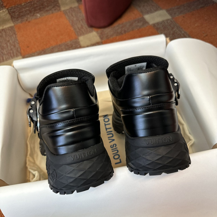 LV snekaers 116
