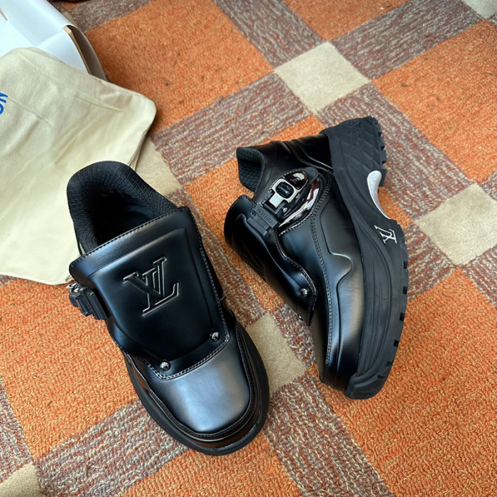 LV snekaers 116