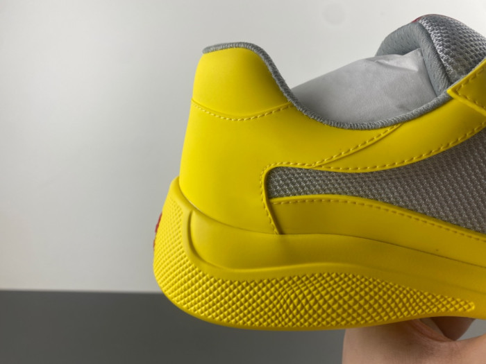 Prada 70