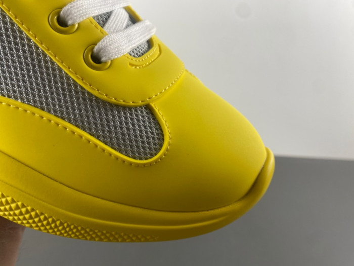Prada 70