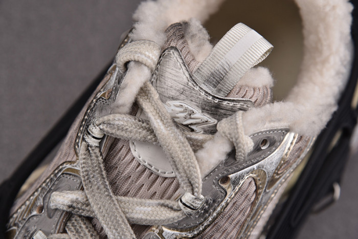BALENCIAGA 09