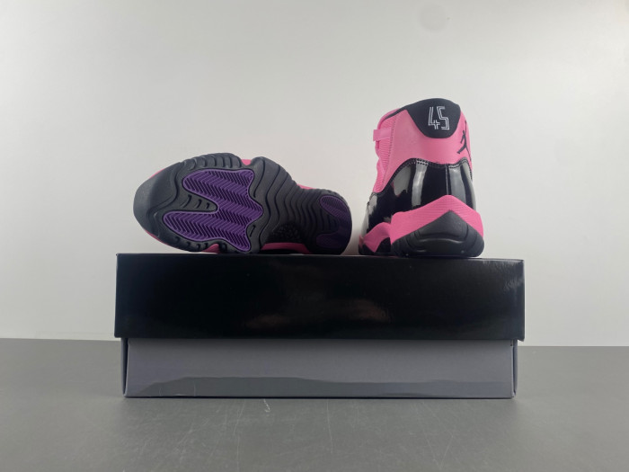 Air Jordan 11 -CT8012-500