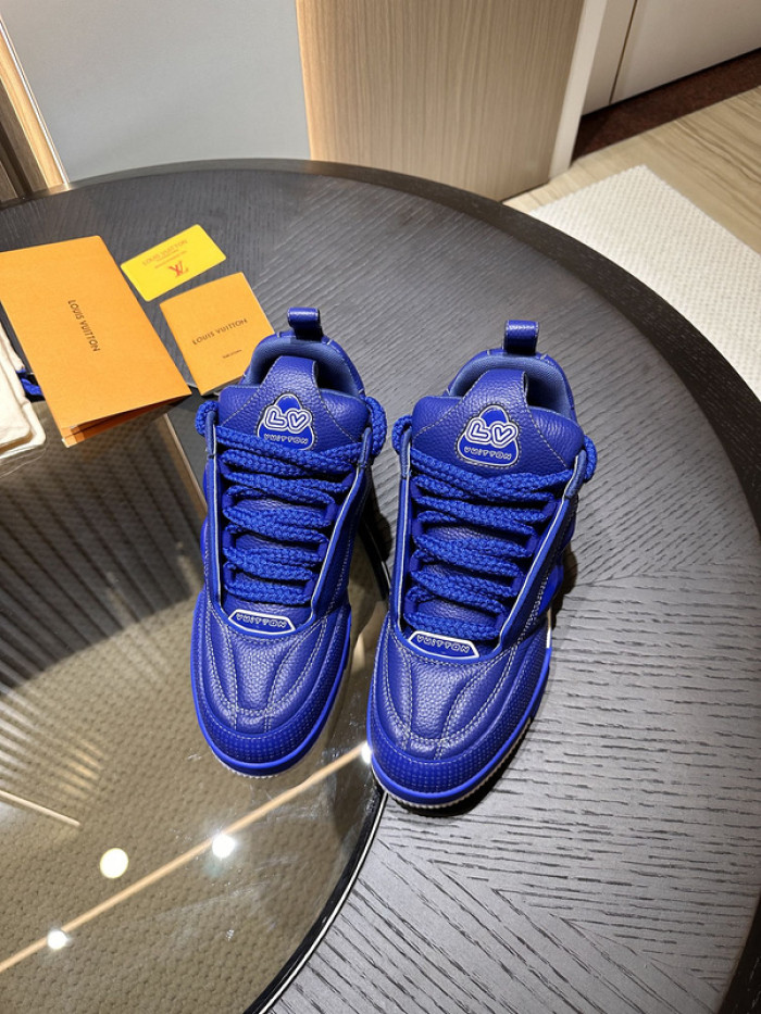 LV snekaers 203