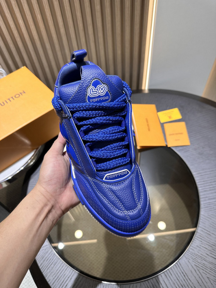 LV snekaers 203