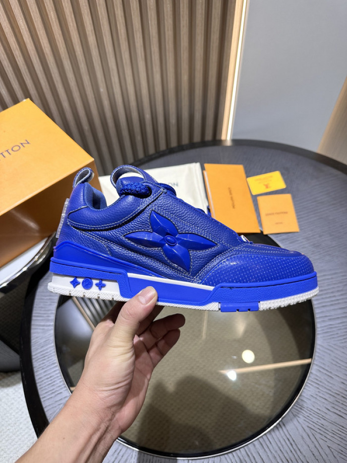 LV snekaers 203