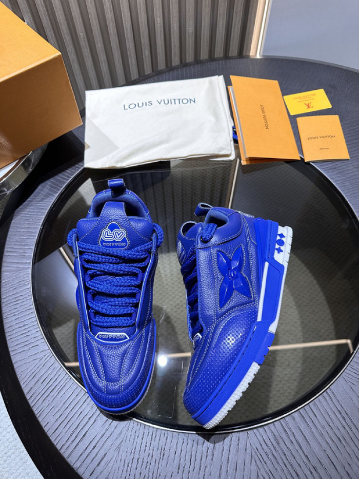LV snekaers 203