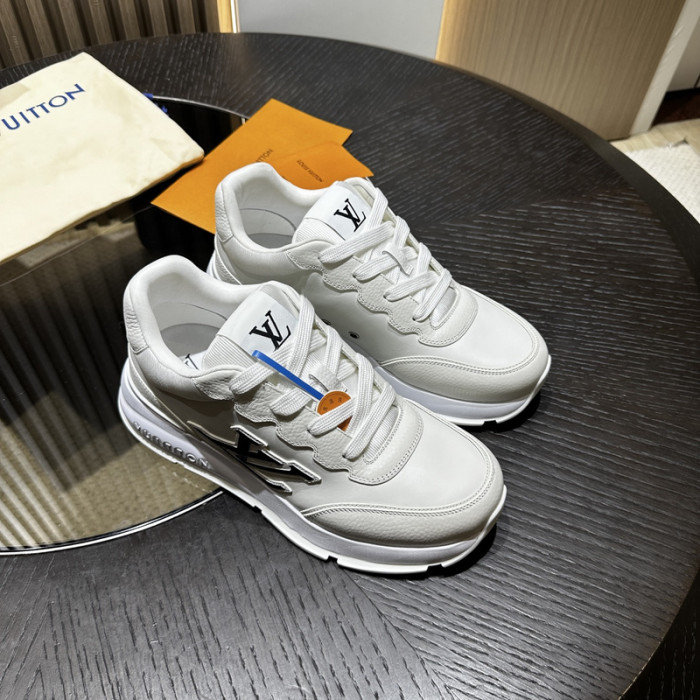 LV snekaers 164
