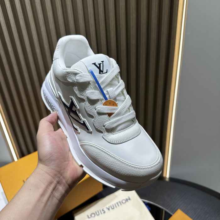LV snekaers 164