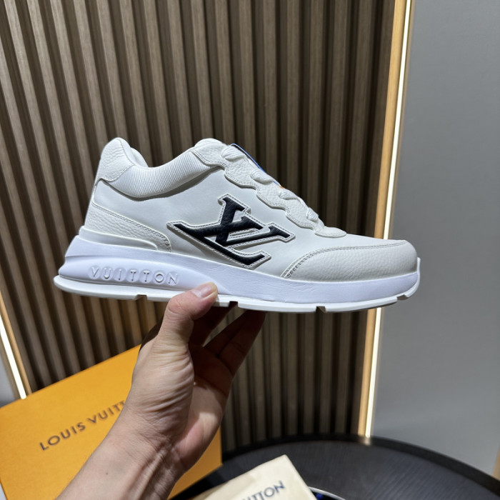 LV snekaers 164
