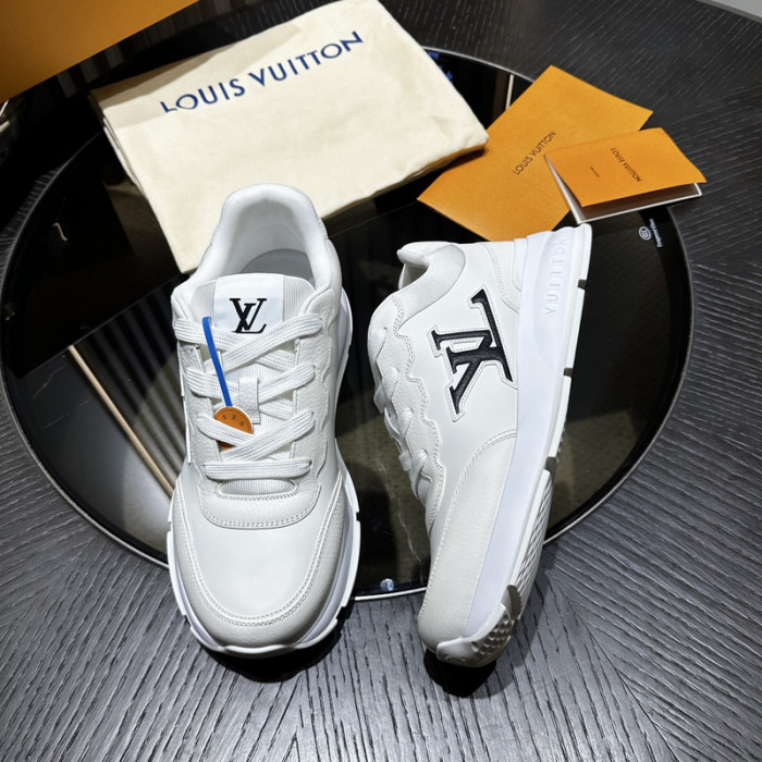 LV snekaers 164