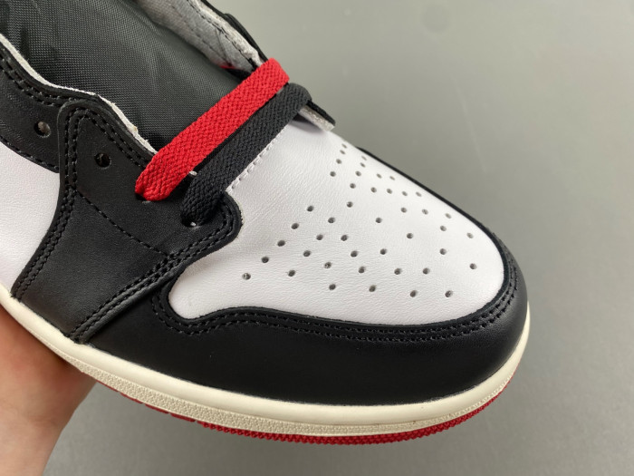 Air Jordan 1 High OG “Black Toe Reimagined”-DZ5485-106