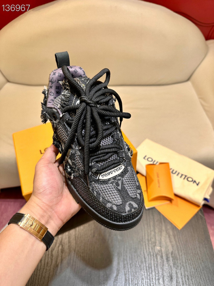 LV snekaers 200