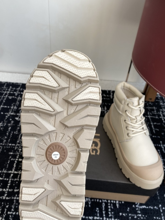 UGG-12