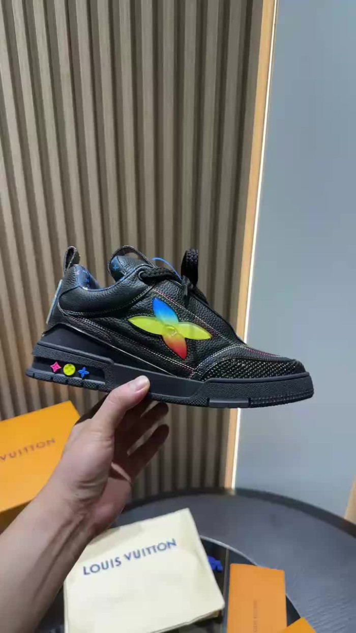 LV snekaers 175