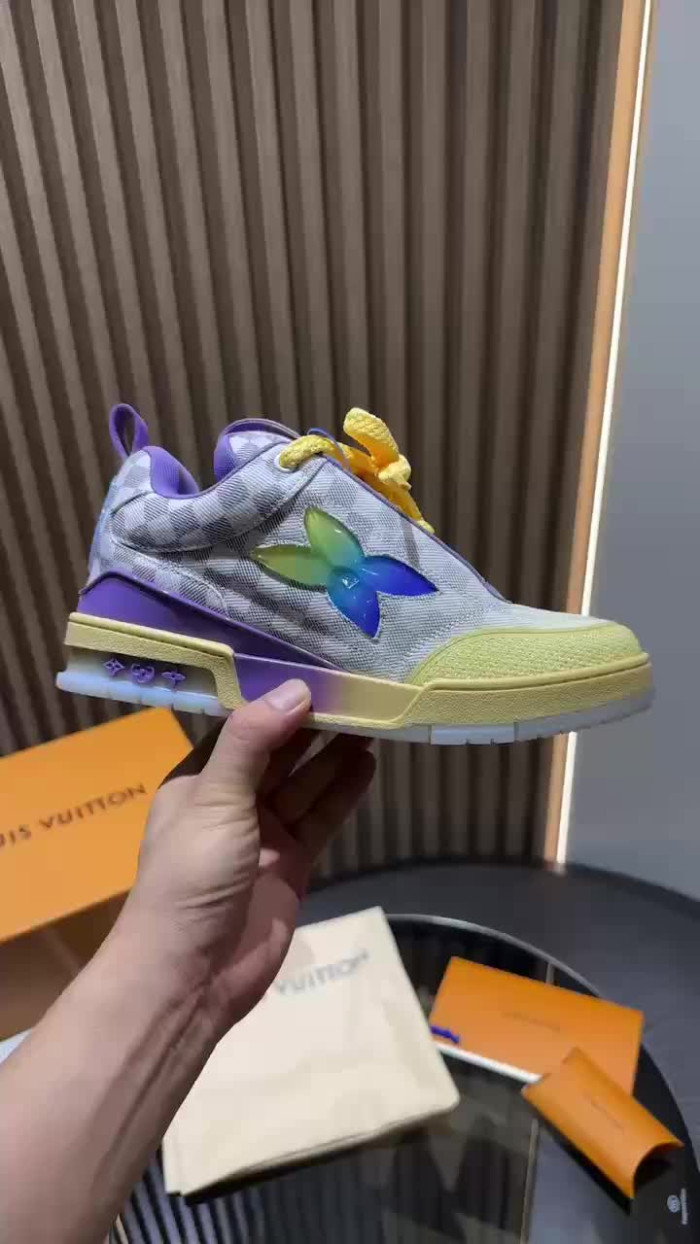 LV snekaers 165