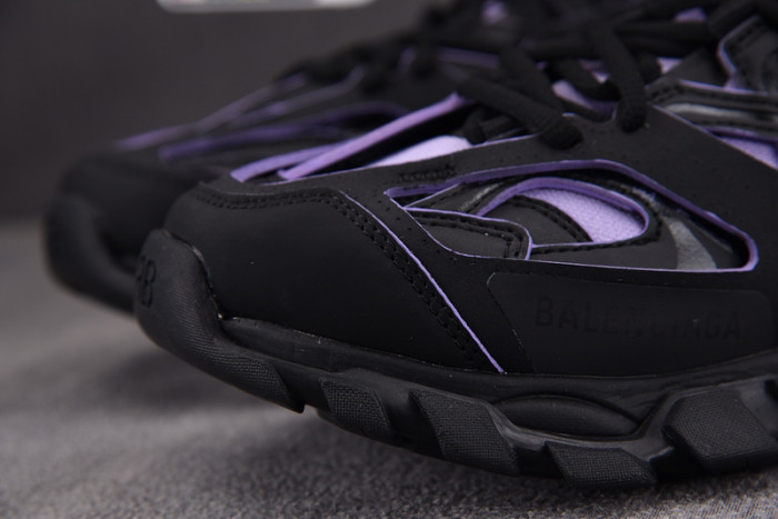 BALENCIAGA 18