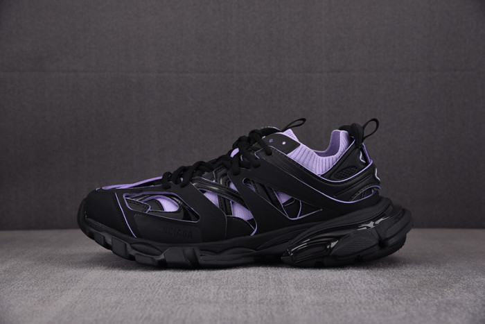 BALENCIAGA 18