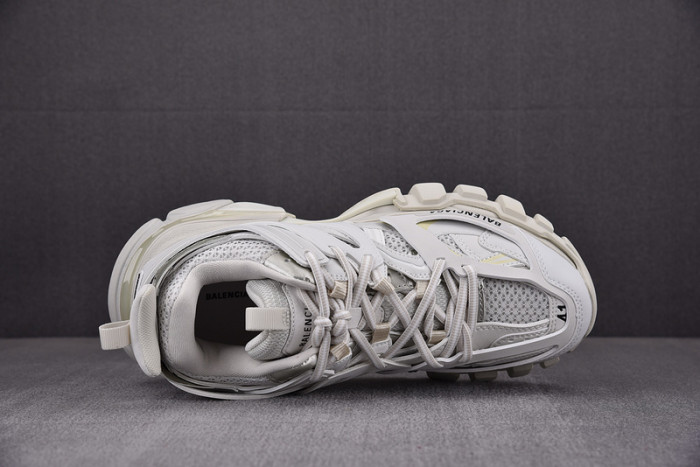 BALENCIAGA 29