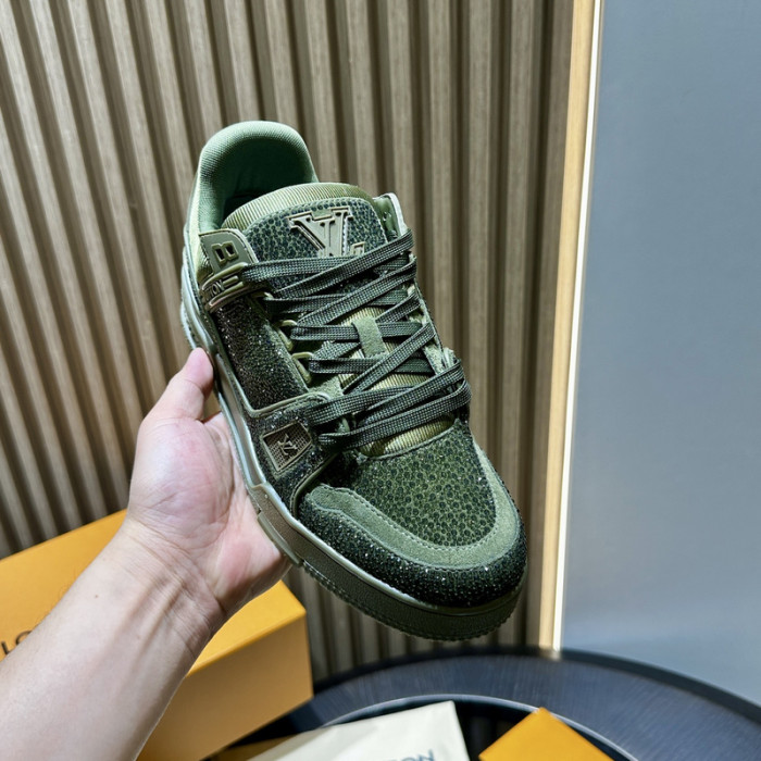 LV snekaers 148