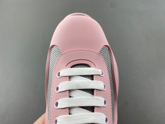 Prada 69