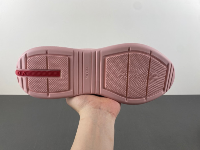 Prada 69