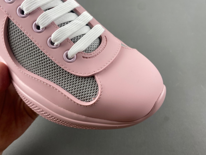 Prada 69