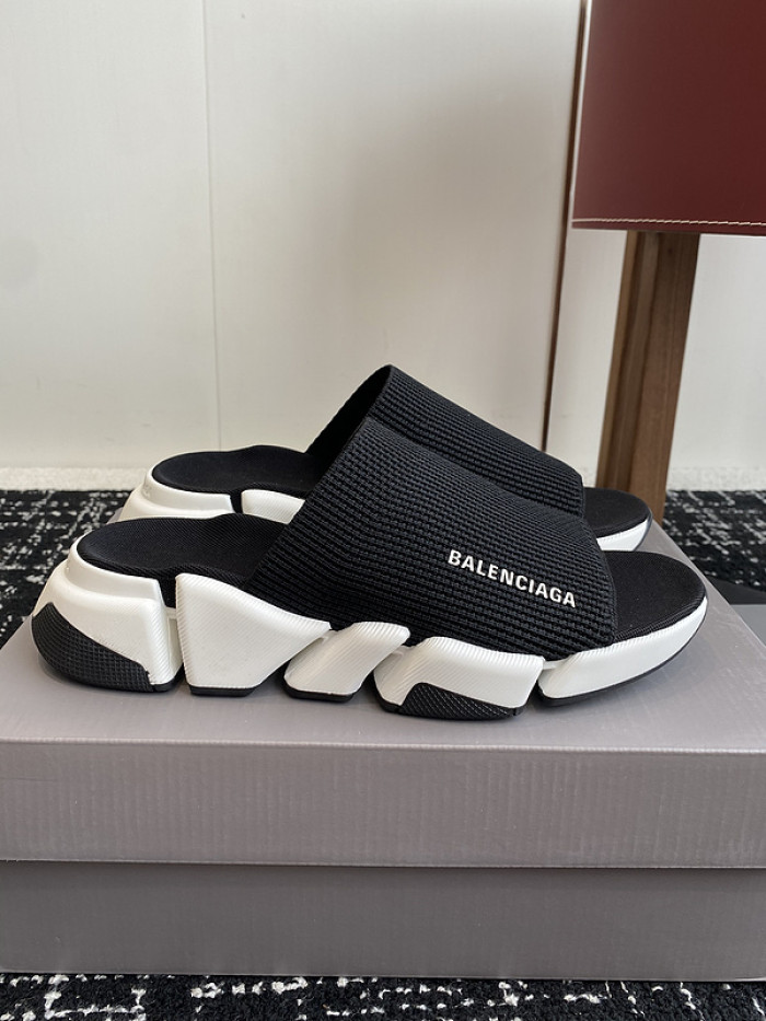 Balenciaga Sandal 30
