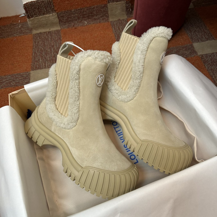LV snekaers 119