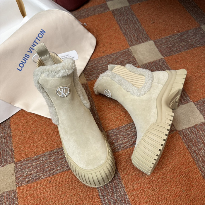 LV snekaers 119