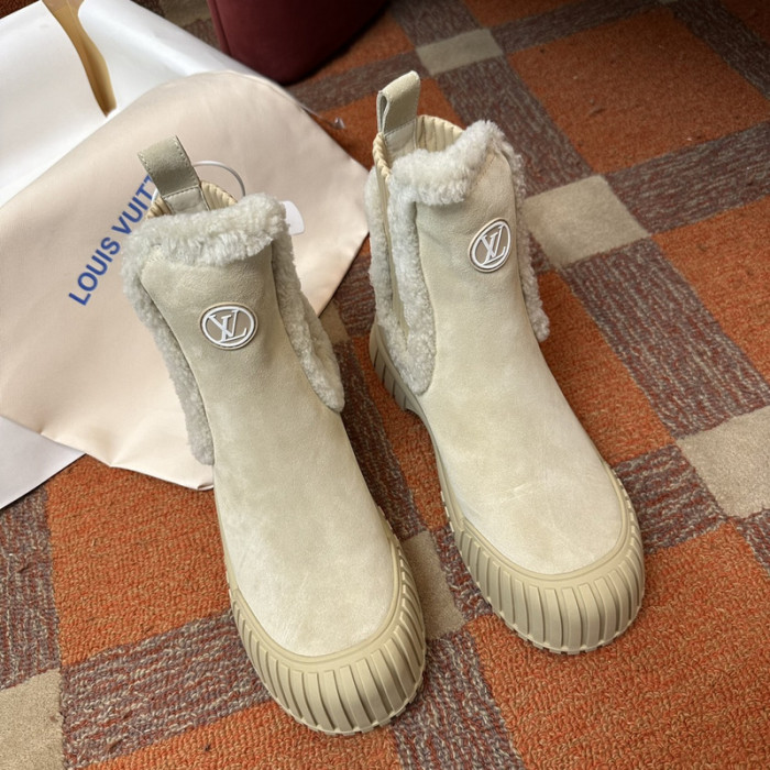LV snekaers 119