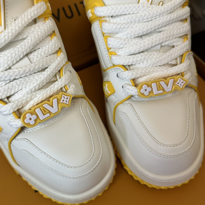 LV snekaers 196