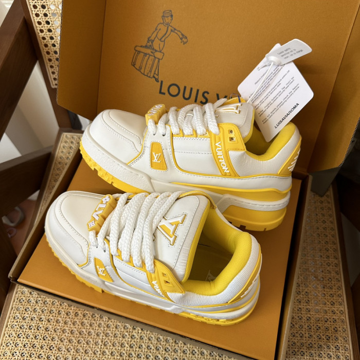 LV snekaers 196