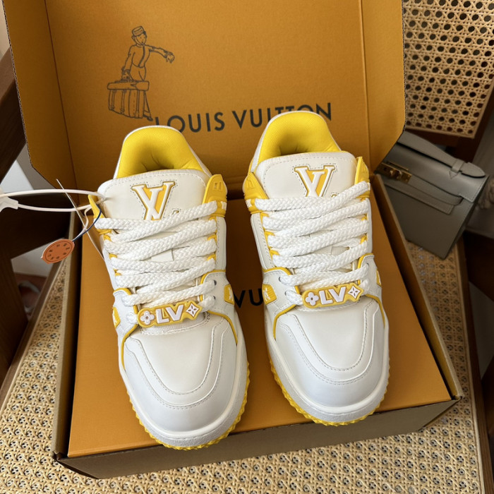 LV snekaers 196