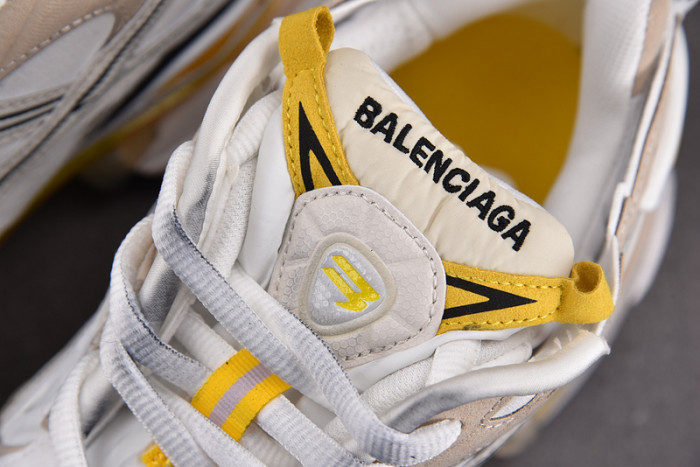 BALENCIAGA 20