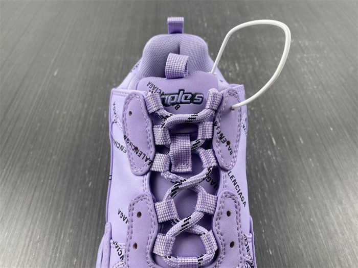 SNEAKER -202208041