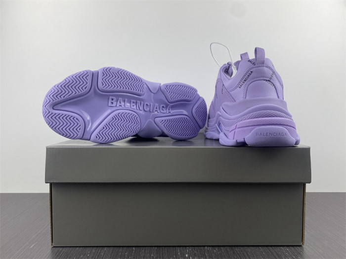 SNEAKER -202208041