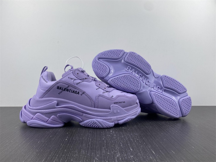 SNEAKER -202208041