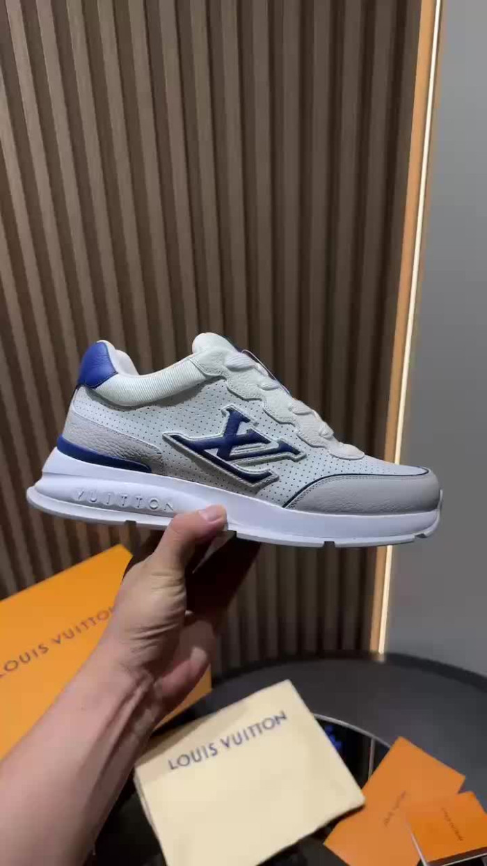 LV snekaers 161