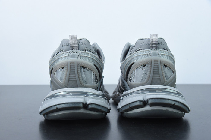 SNEAKER RUNNER 19