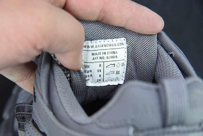 SNEAKER RUNNER 19