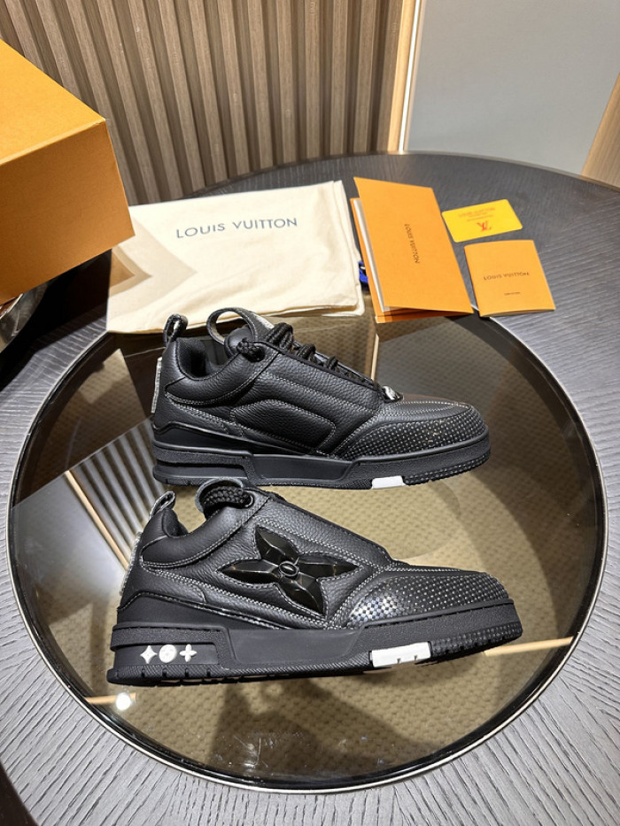 LV snekaers 204