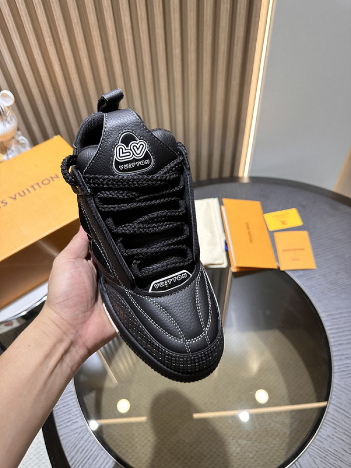 LV snekaers 204