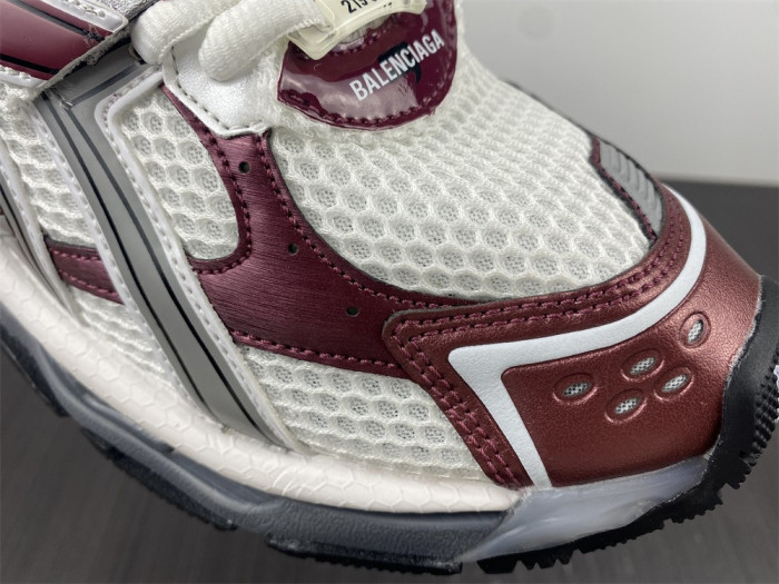 SNEAKER RUNNER 23