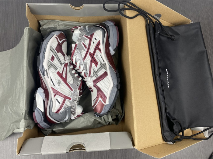 SNEAKER RUNNER 23