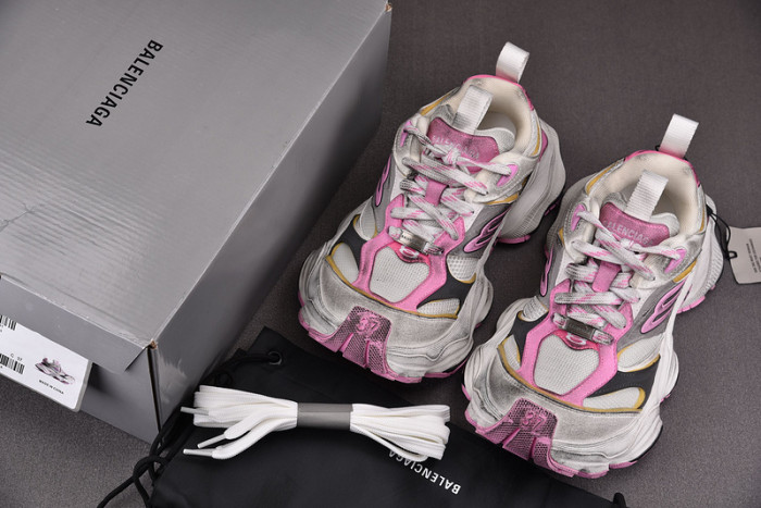 BALENCIAGA 15